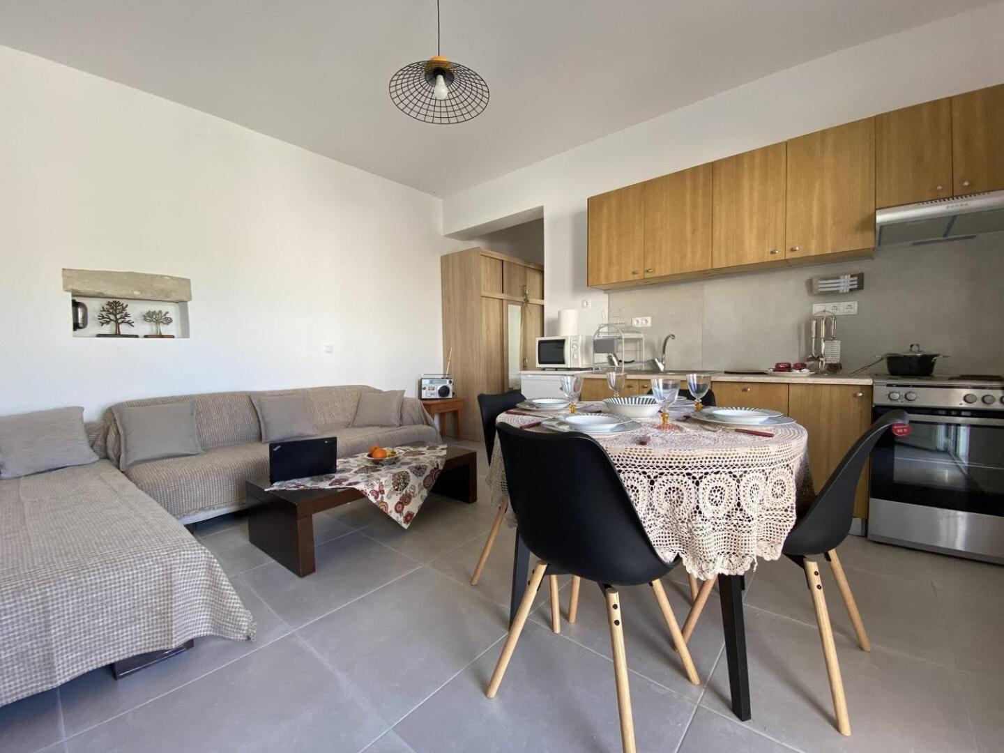 Orphanos Apartment Каміларіон Екстер'єр фото